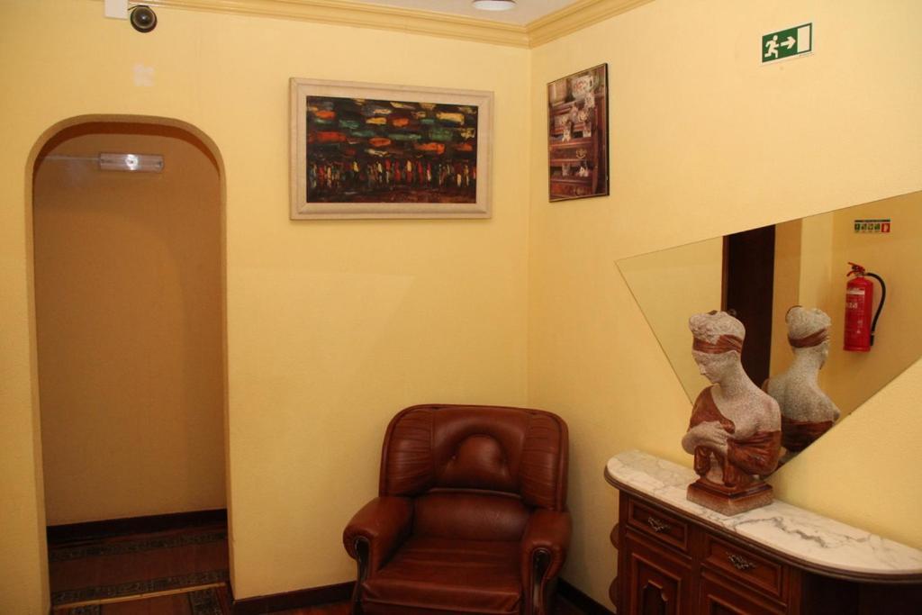 Pensao Residencial Flor Dos Cavaleiros 2* Lissabon